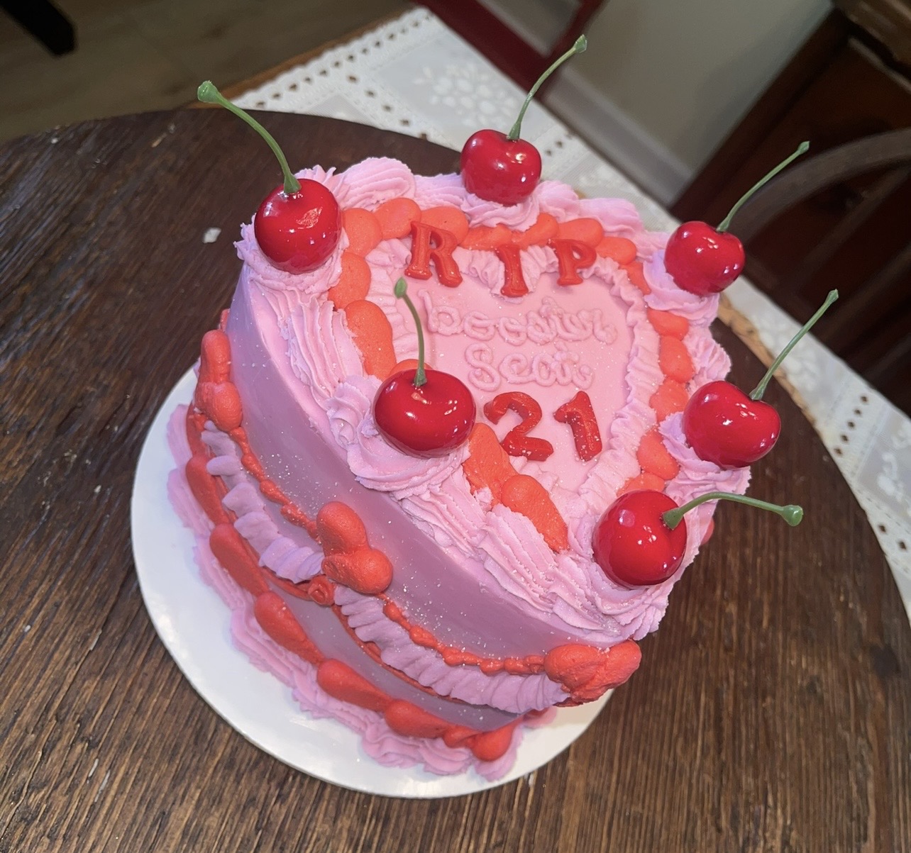 6in Vintage Heart Cake