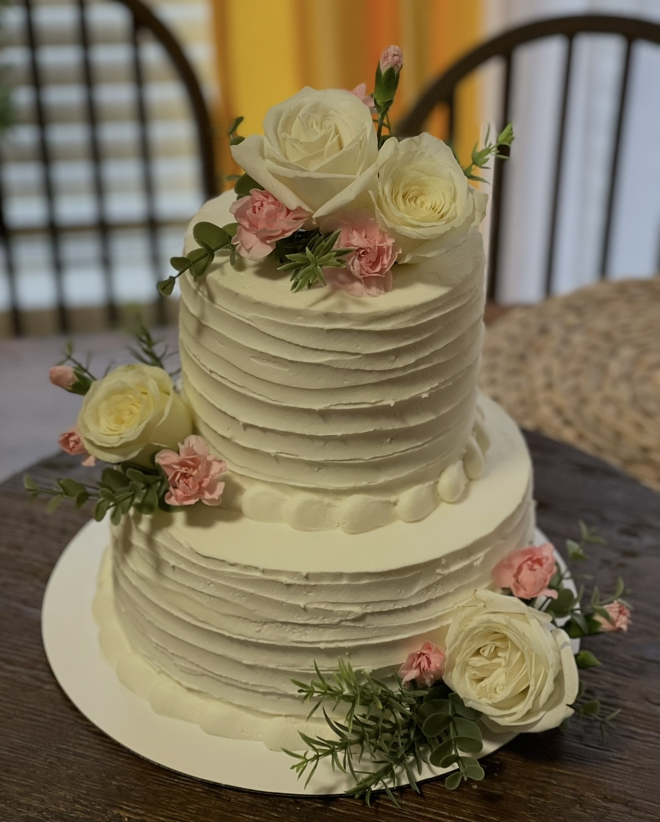 2 tiered Vanilla Cake