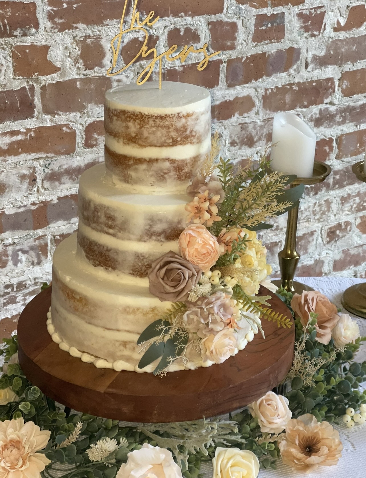 3 tier wedding cake